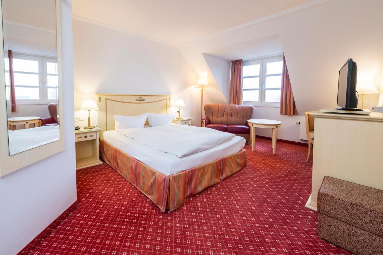 מפן Hotel Poeker מראה חיצוני תמונה