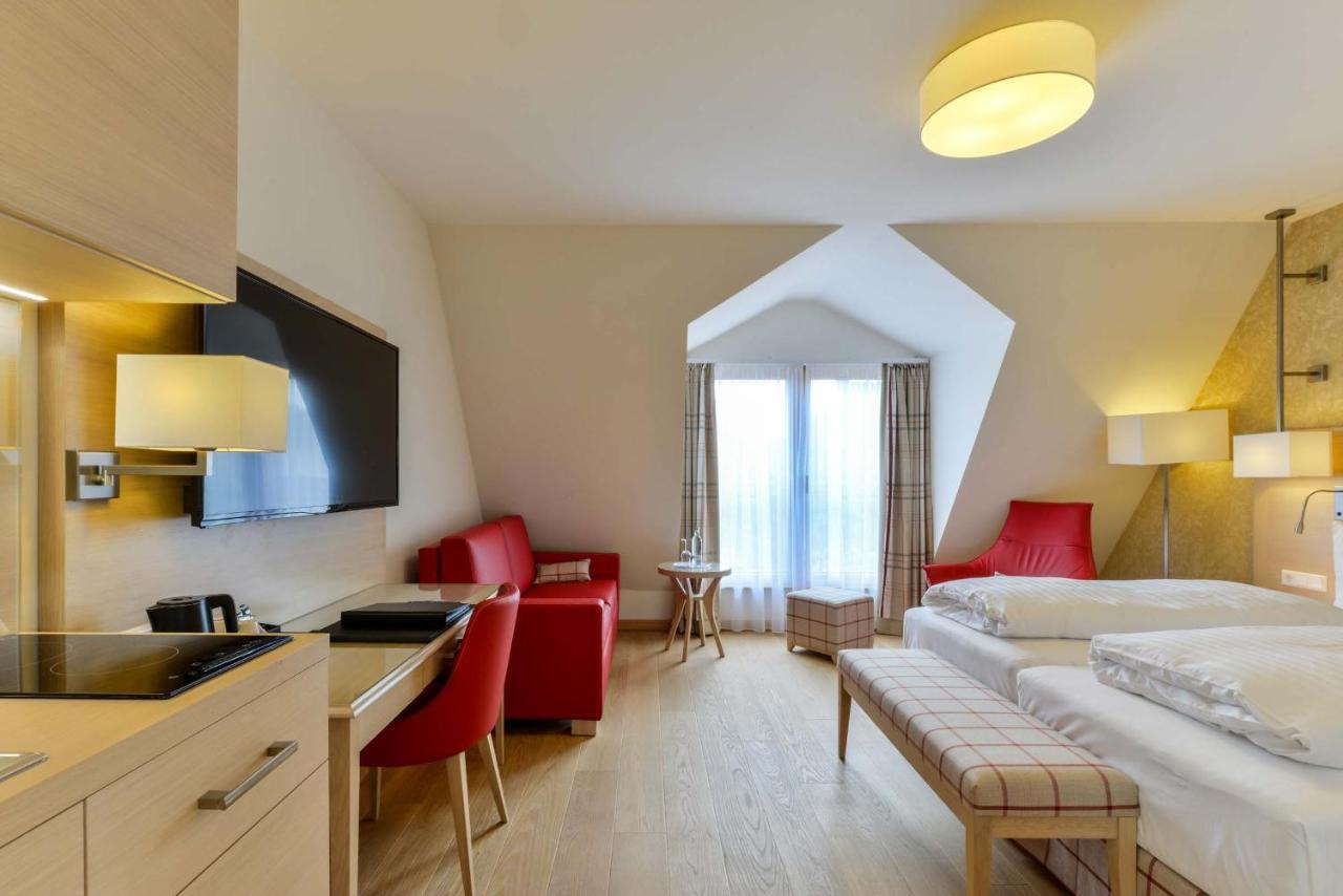 מפן Hotel Poeker מראה חיצוני תמונה