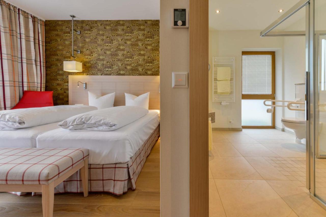 מפן Hotel Poeker מראה חיצוני תמונה