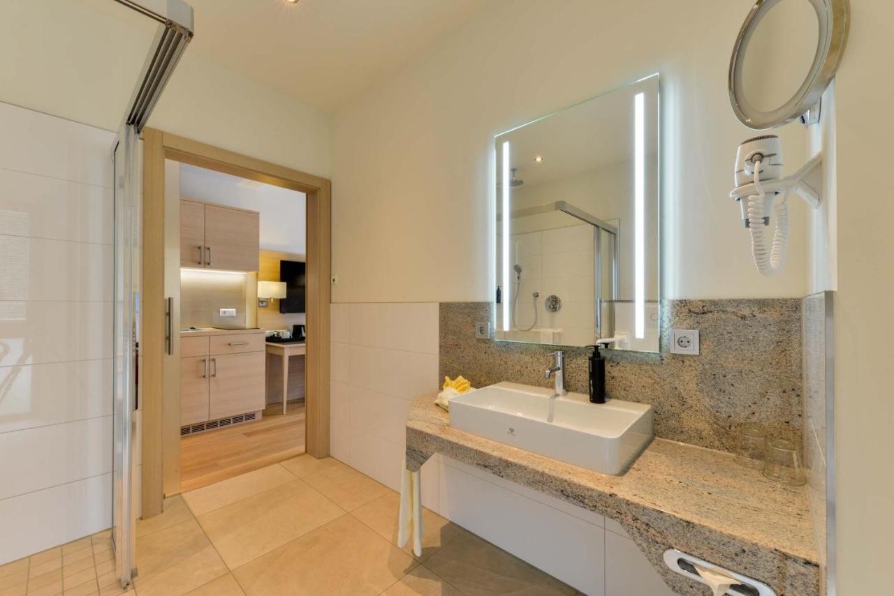 מפן Hotel Poeker מראה חיצוני תמונה