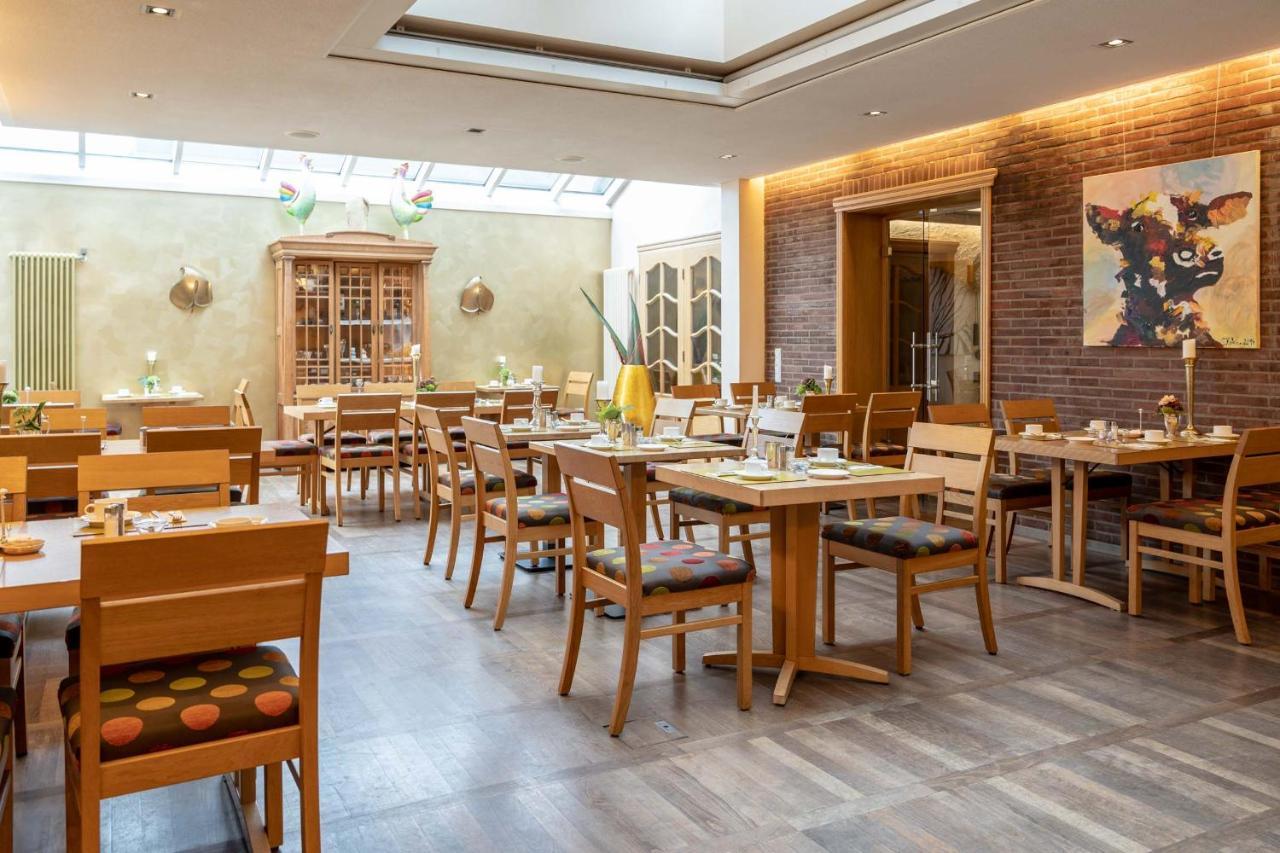 מפן Hotel Poeker מראה חיצוני תמונה